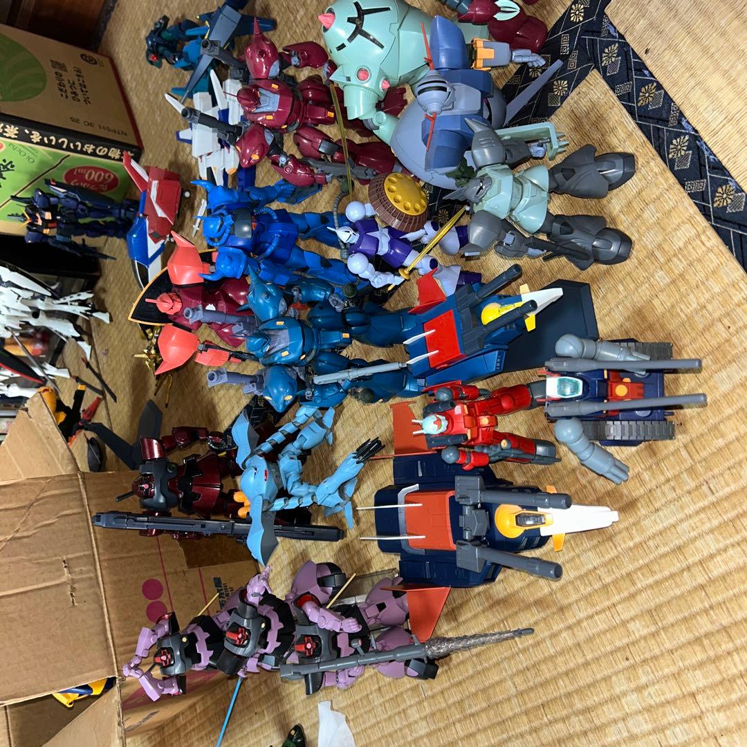 ガンダムのプラモデル60体以上