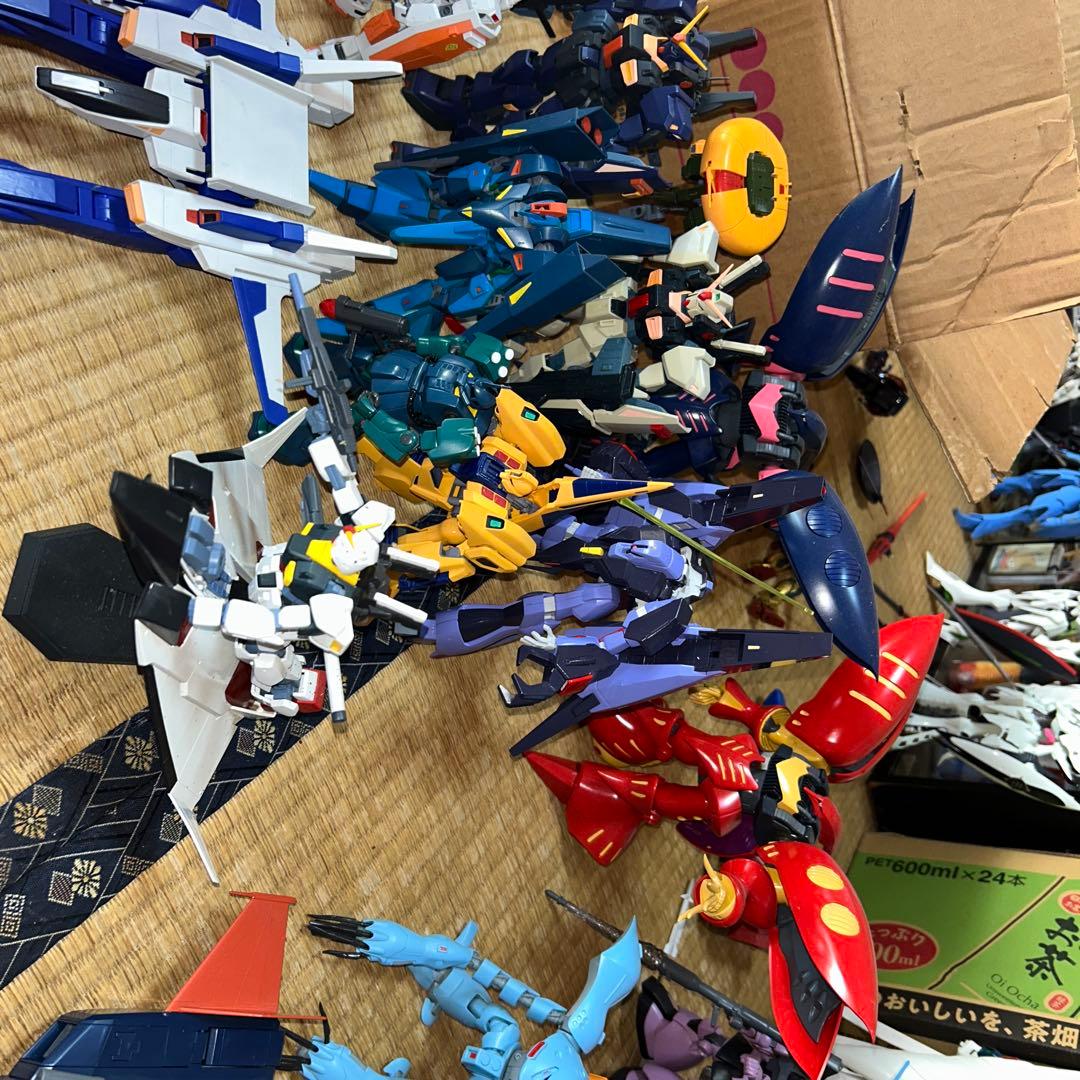 ガンダムのプラモデル60体以上