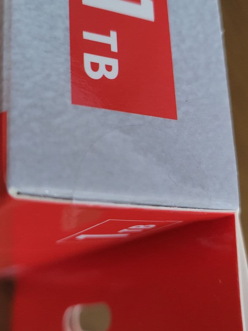 【新品未開封】Lazos ポータブルSSD 1TB L-S1T-G2