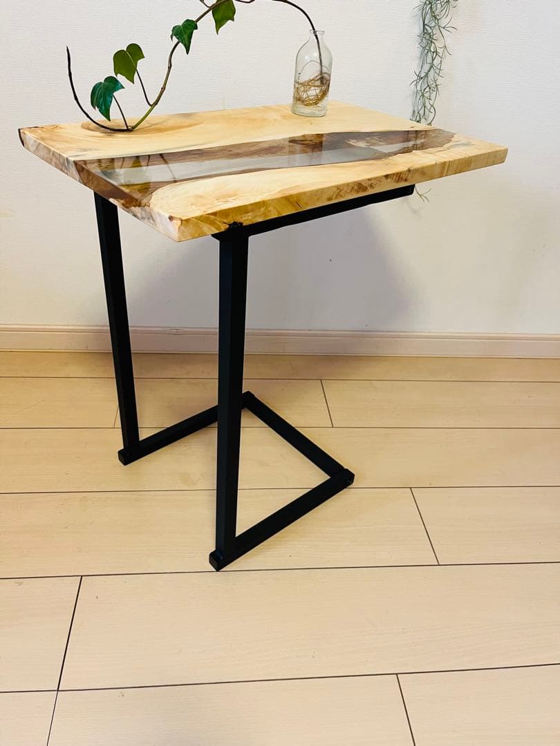 サイドテーブル　レジンテーブル　ソファテーブル　リバーテーブル　栃