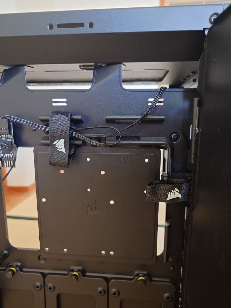 Corsair 5000D Airflow強化ガラスPCケースARGBファン付き