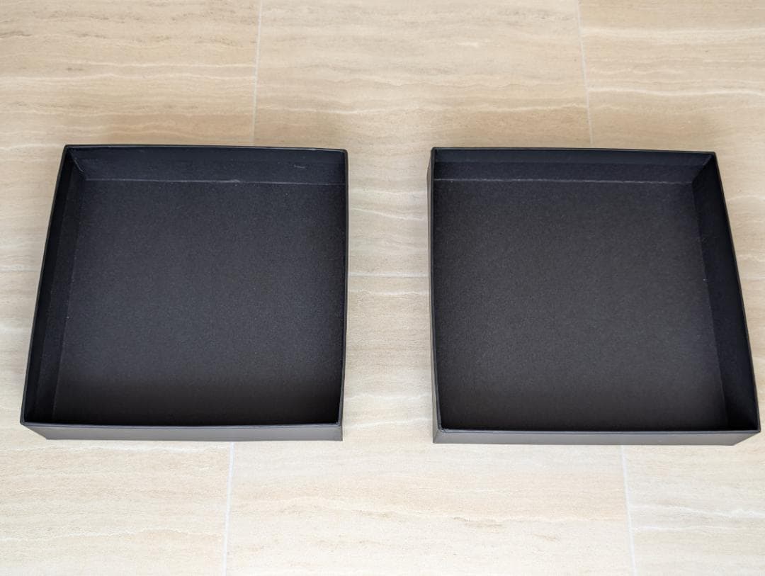 シャネル　CHANEL　アクセサリー入れ　ケース　空箱　デニム地　ベロア　黒