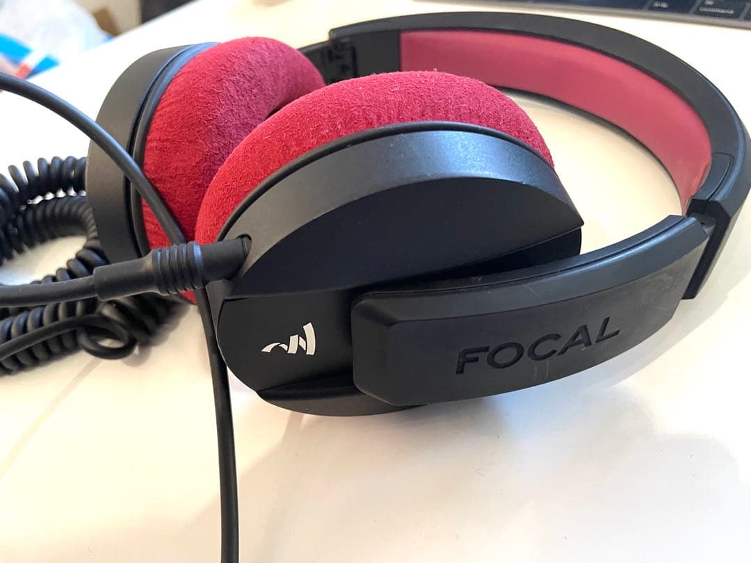 ヘッドホン FOCAL Listen Professional