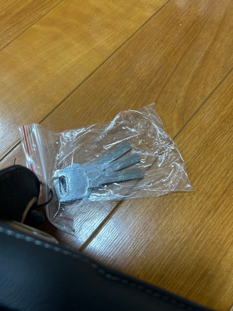 トムスステアリングロック(新品)