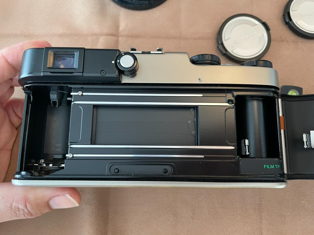 Fujifilm TX-1 + 45mm F/4 + 90mm F/4 作例あり