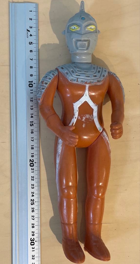 ウルトラセブン　ブルマァク　フィギュア