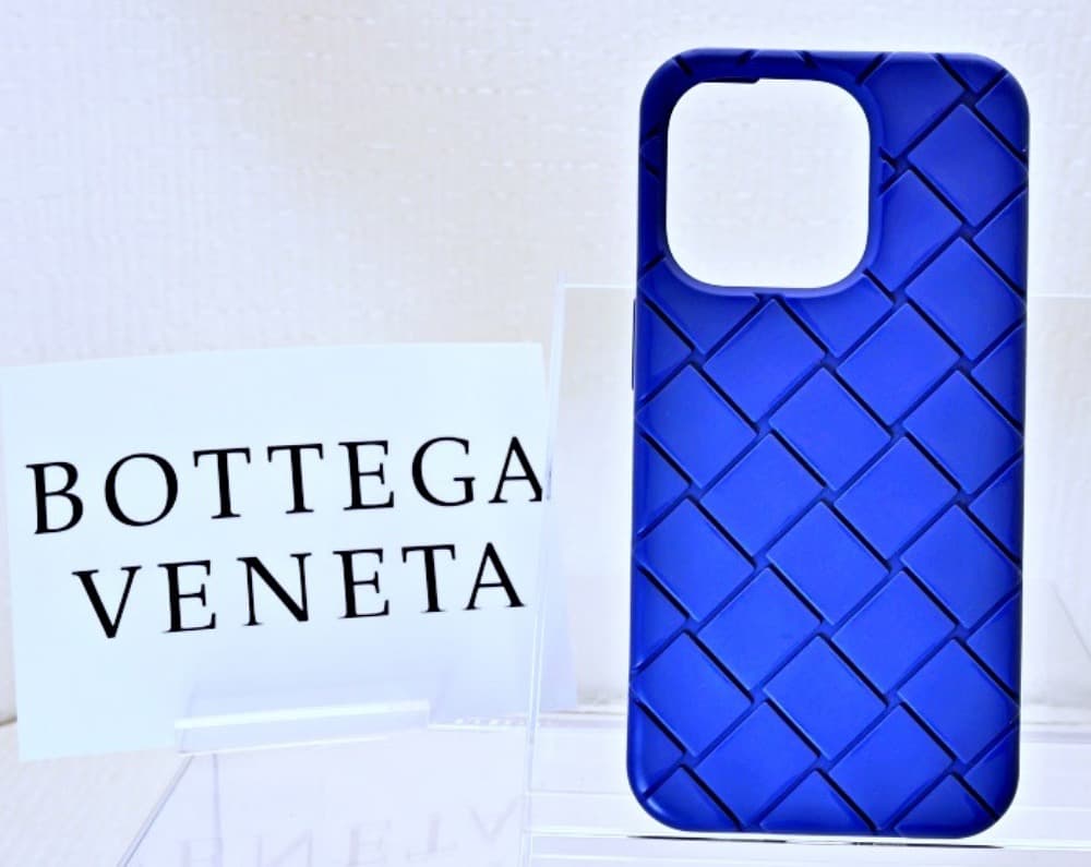 ⭐️美品　ボッテガヴェネタ　iPhone シリコンスマホケース　カバー　ブルー