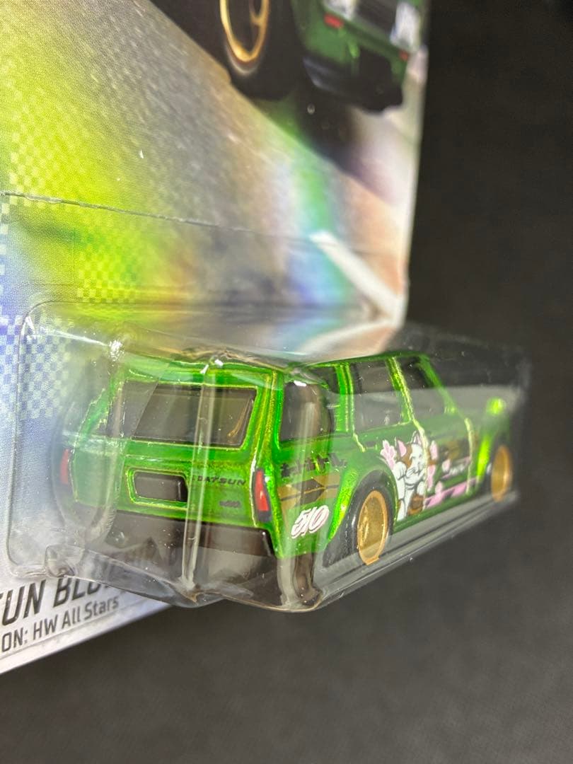 ホットウィール NFTG ダットサン ブルーバード 510 ワゴン 招き猫