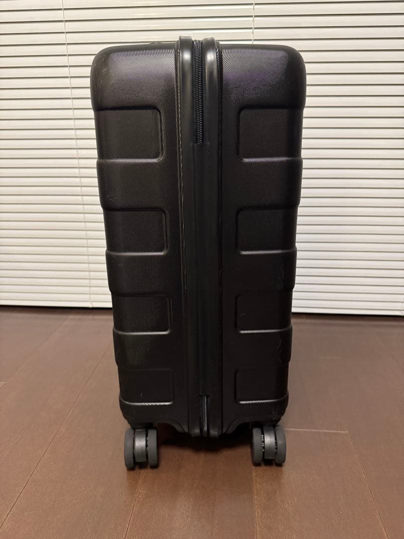 無印良品 ストッパー付きハードキャリー ブラック 機内持ち込み