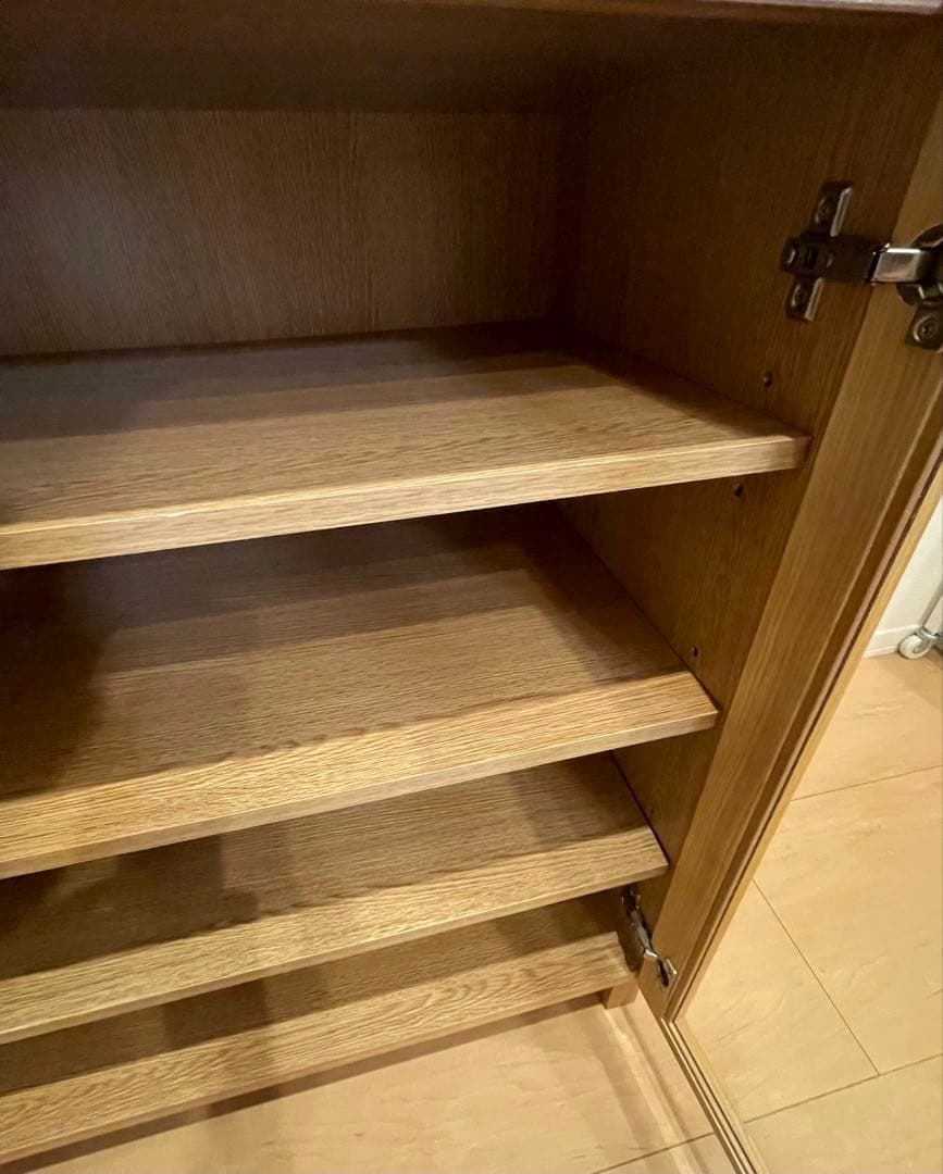 【11/22(土)まで特別値引】無印良品　脚付き木製キャビネットガラス扉