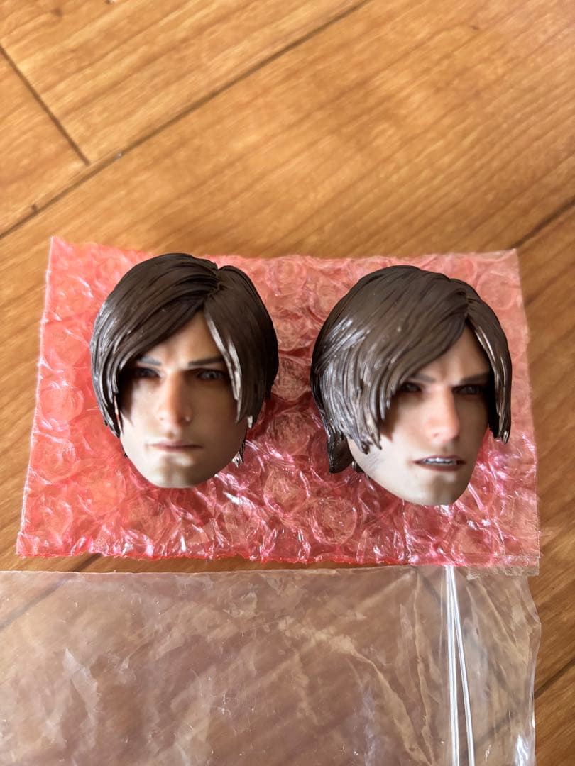 MTTOYS バイオハザード４　レオン　RE4 ホットトイズ　DAM TOYS