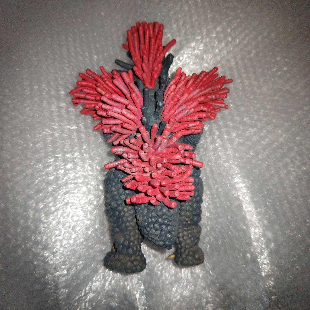 大怪獣シリーズ　ウルトラマンエース　ベロクロン　フィギュア　現状品