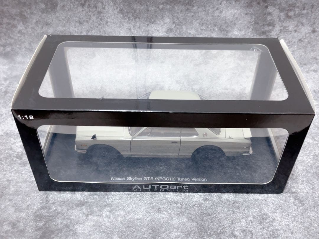 AUTOart 1/18 GT-R KPGC10 チューンドバージョン