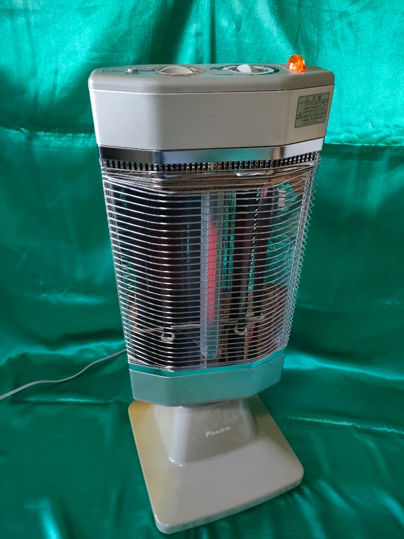 【中古良品】ダイキン 遠赤外線 セラムヒート ERFT11LS 保証付