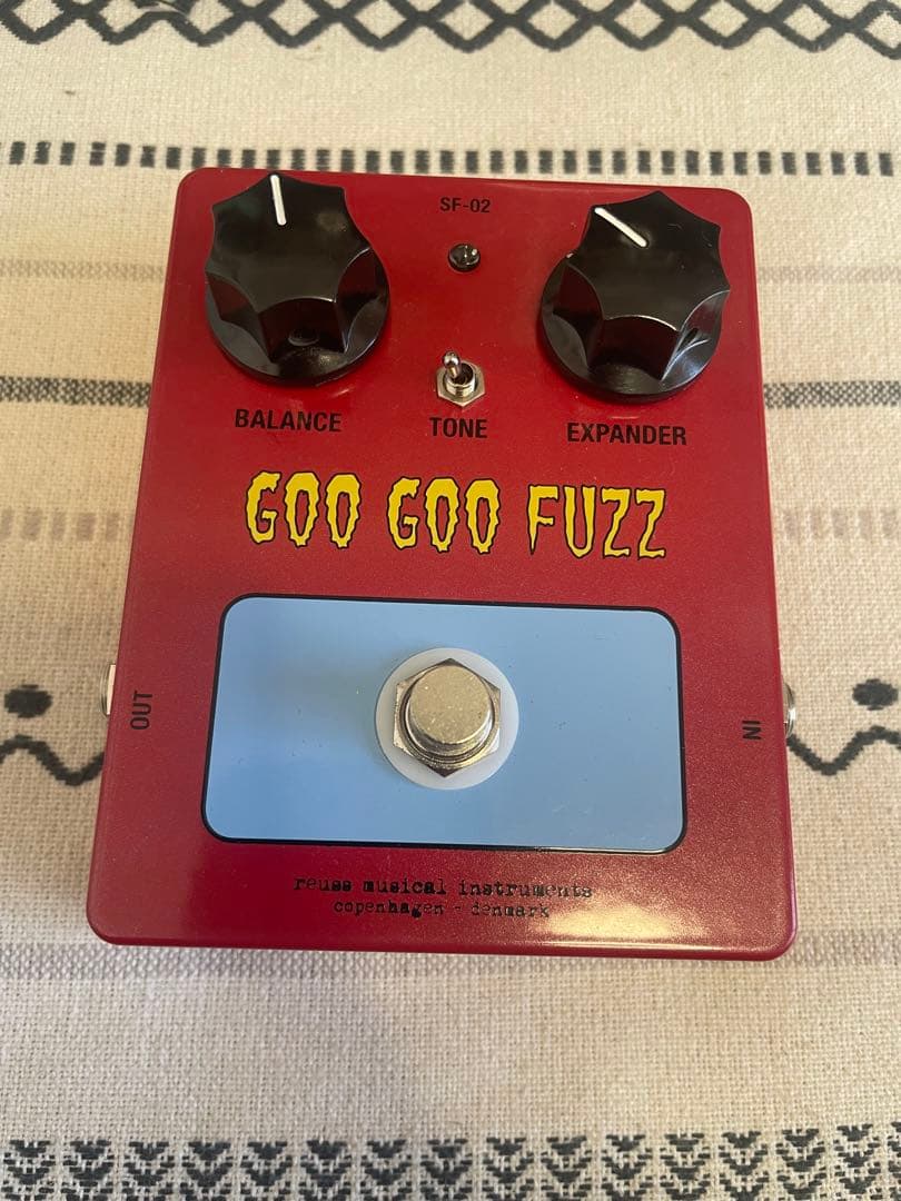 Reuss SF-02 Goo Goo Fuzz ギターエフェクター