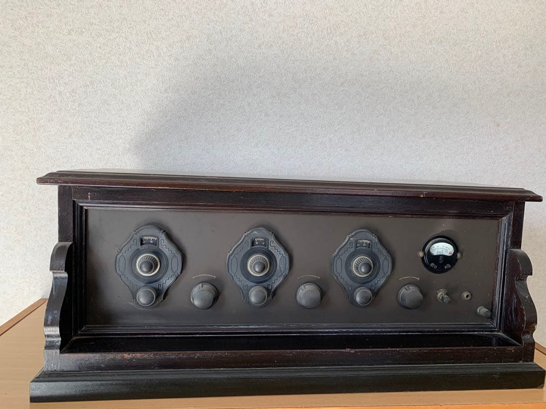 ニュートロダイン　ラジオ　アンティークラジオ　真空管ラジオ