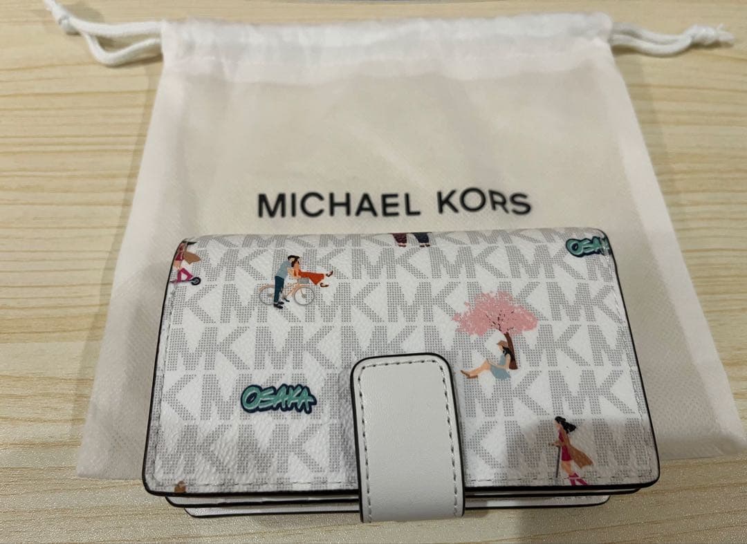 MICHAEL KORS マイケルコース　日本限定　OSAKA カプセル　財布