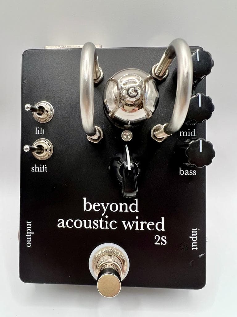 beyond tube pedals acoustic wired 2S エレア