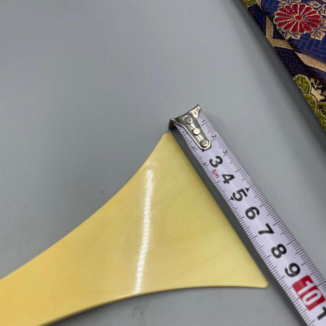 239ヴィンテージ 天然素材　三味線バチ　重さ約116g