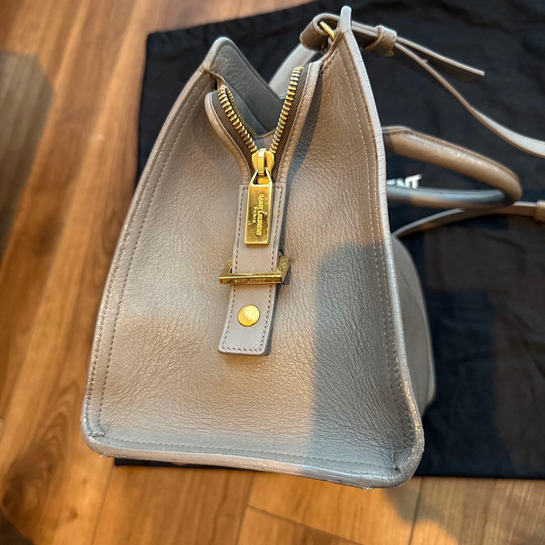 お値下げ　SAINT LAURENT グレー レザーハンドバッグ 保存袋付き