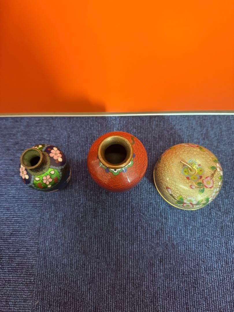 1822  七宝焼　景泰藍　花瓶2客　りんご型蓋物1客