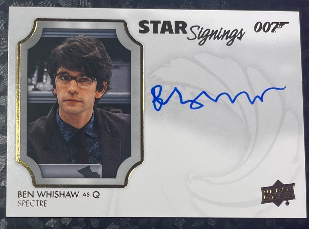 007ベン・ウィショーQ 直筆サイン入りカード