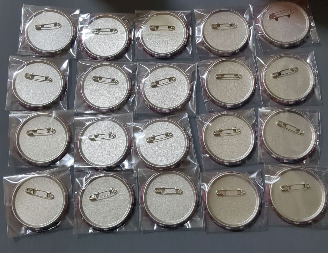 プロセカ 28C グリッター バレンタイン 缶バッジ 宵崎 奏　20個セット