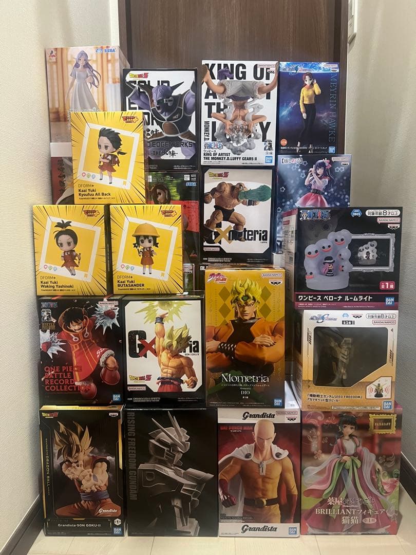 アニメ・コミックフィギュアコレクション24点