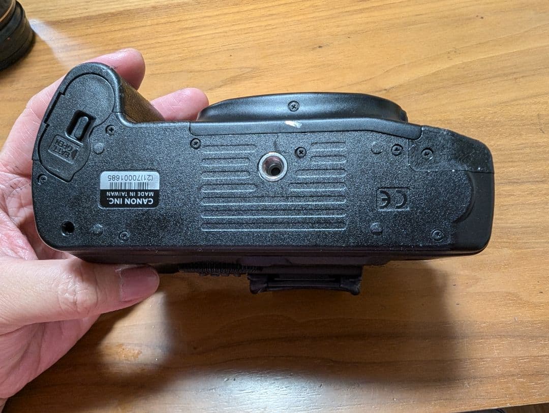 Canon一眼レフ　EOS7　Canonレンズ28-135　セット