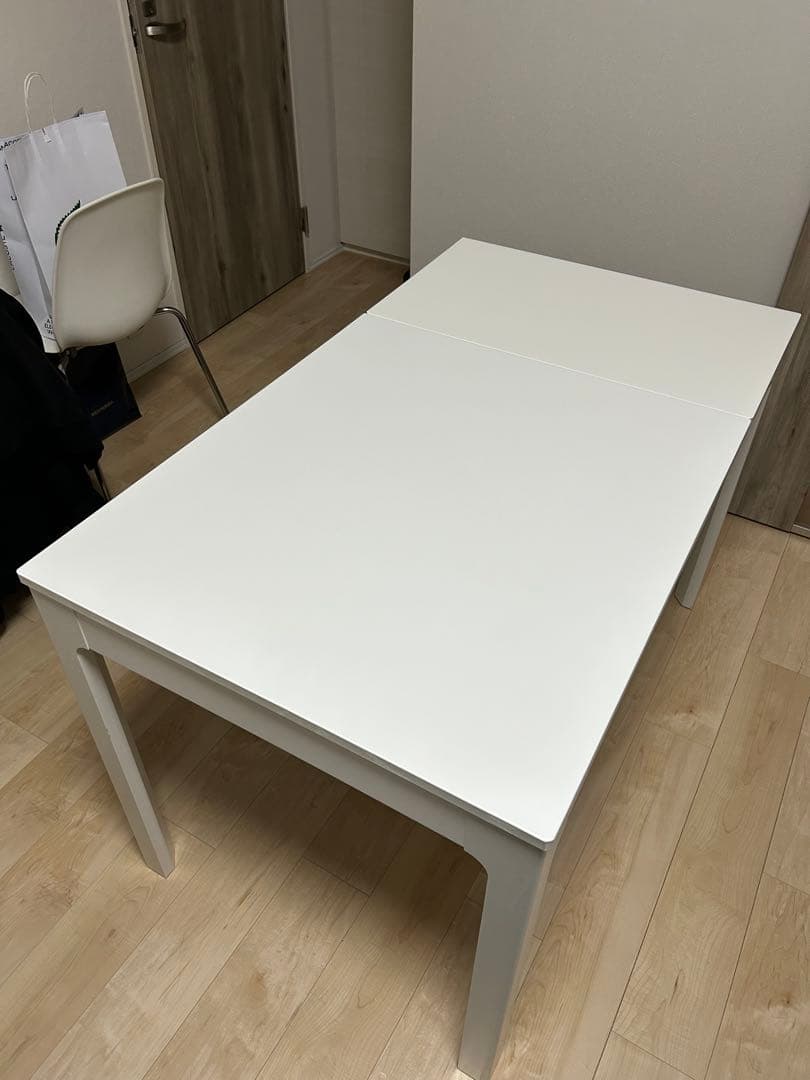 IKEA EKEDALEN エーケダーレン ダイニングテーブル ホワイト 伸縮