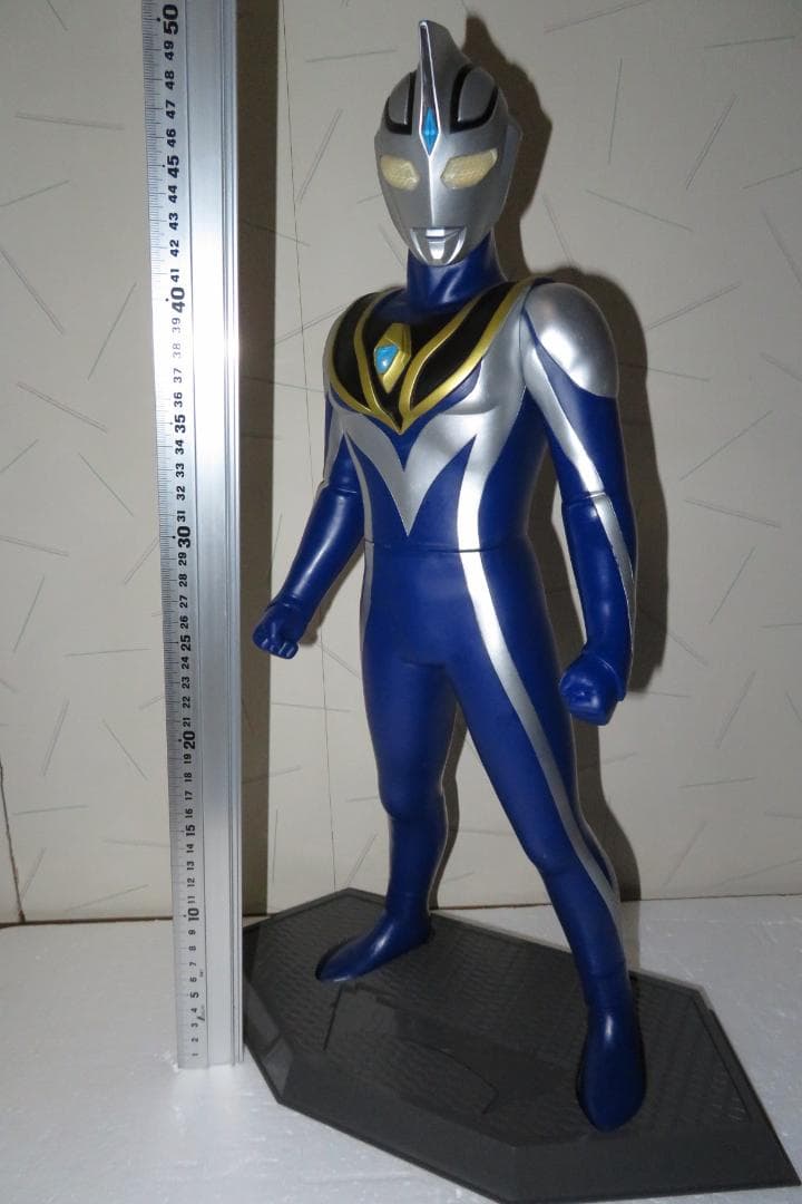ウルトラマンアグル（Ｖ２）フィギュア　京本コレクション