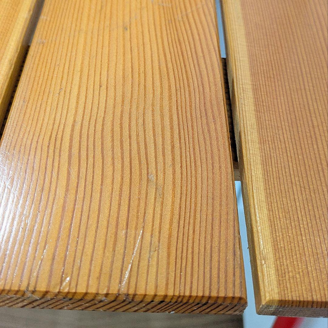 カステルメルリーノ　CASTELMERLINO 折りたたみ木製テーブル 赤脚