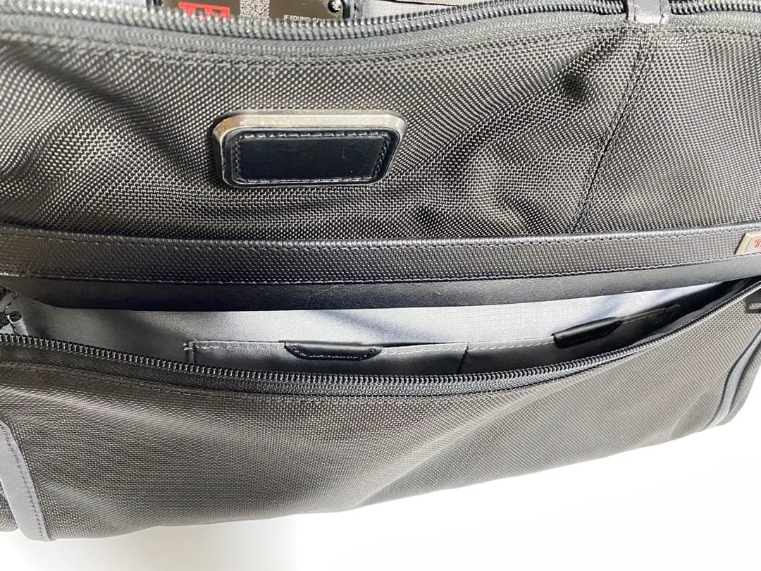 【値下げ】⑪✨TUMI ✨トゥミ ビジネスバッグ アルファ3 ブラック ポーチ付