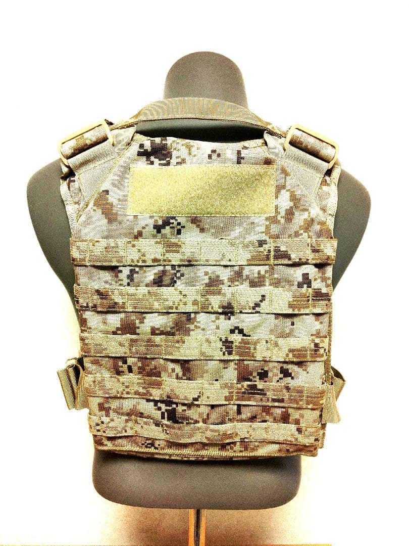 Frigate Bird　アメリカ海兵隊　ピクセルデザートカモ　プレートキャリア