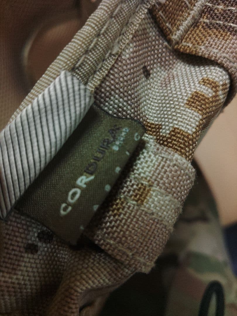 Frigate Bird　アメリカ海兵隊　ピクセルデザートカモ　プレートキャリア