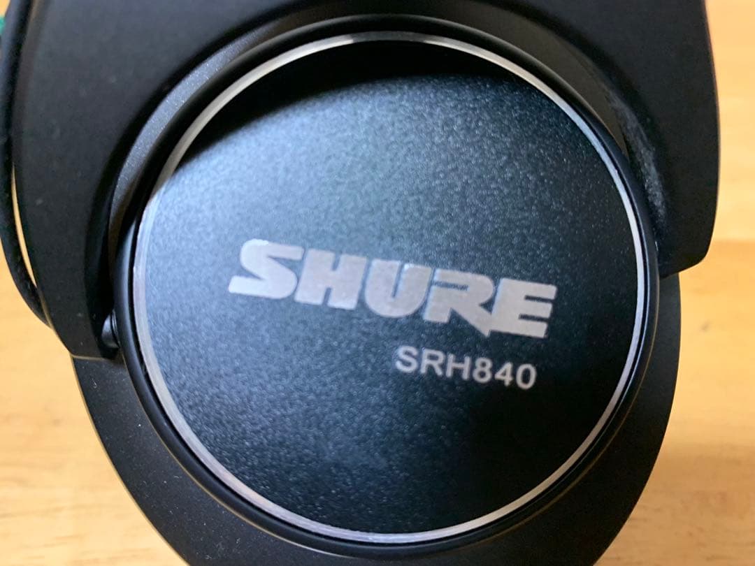 ヘッドホン SHURE SRH840