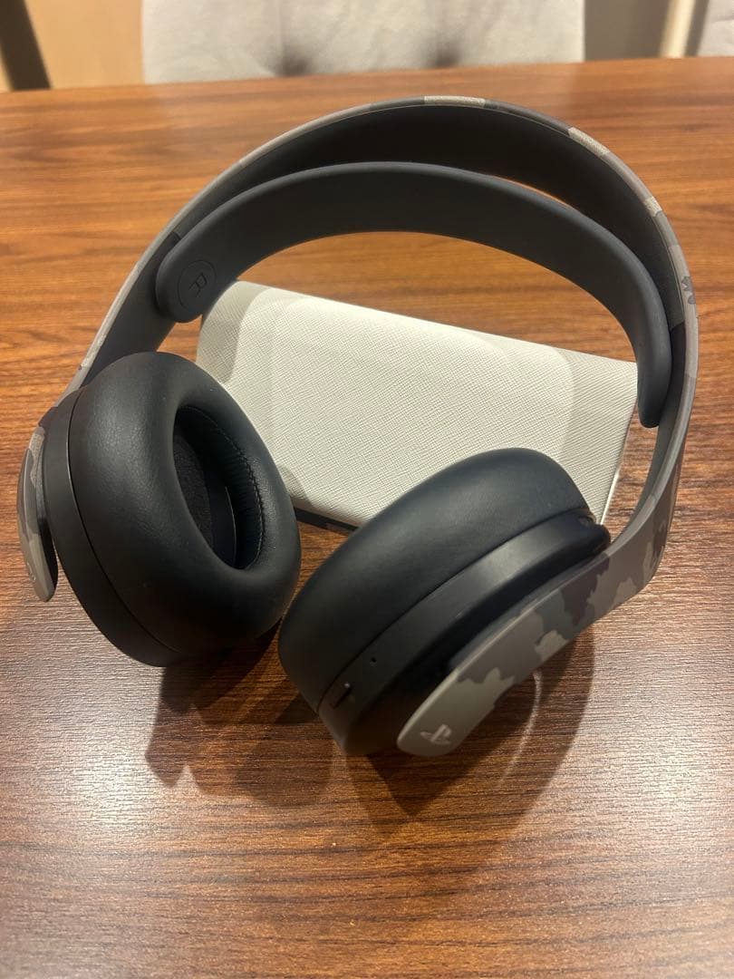 PULSE 3D ワイヤレスヘッドセット (CFI-ZWH1J)