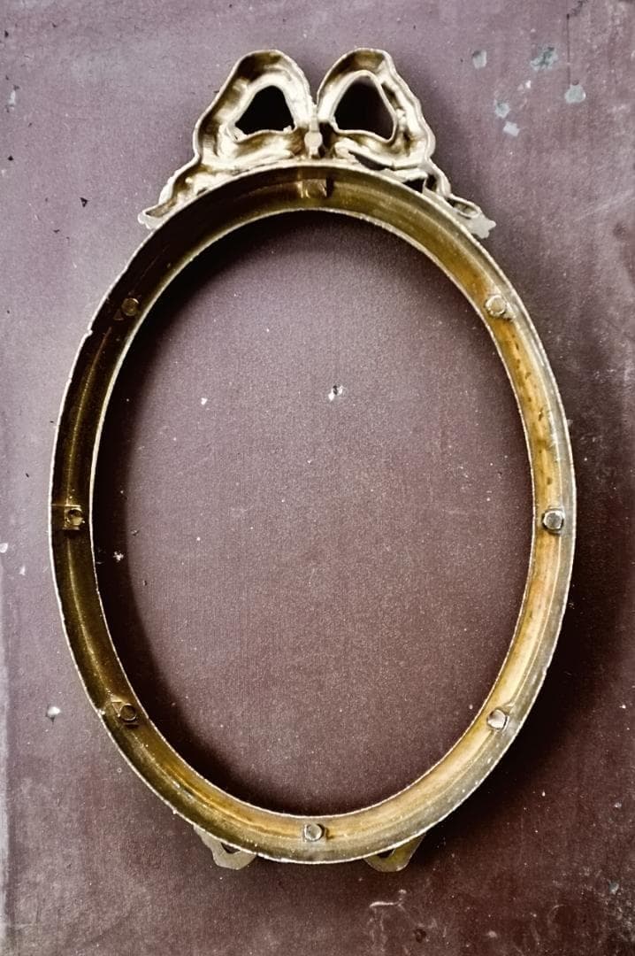 フランス 29c 金のリボンと金の葉とオーバルの額縁 フレーム アンティーク