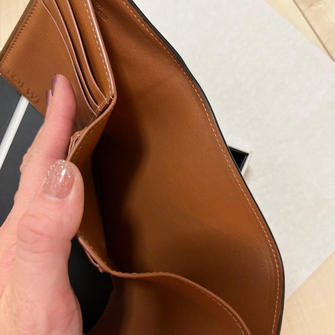 LOEWE ブラウン三つ折り財布