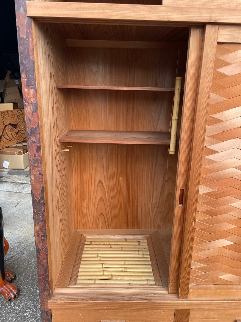 伝統工芸 茶道具　置水屋　水屋箪笥　網代引戸　茶箪笥
