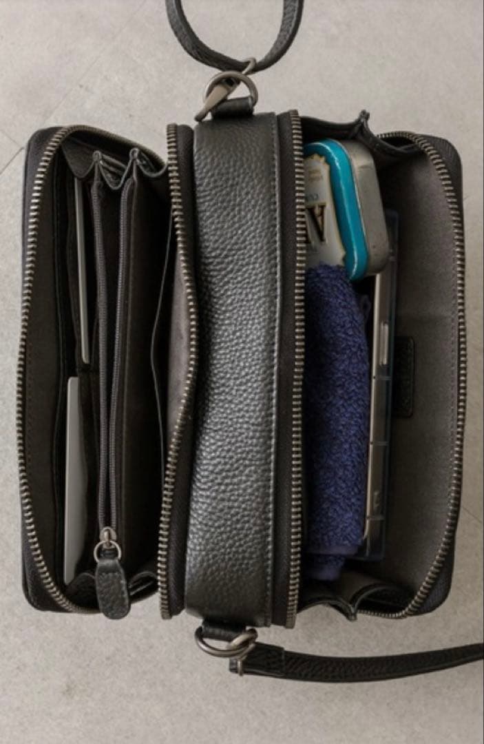 イアパピヨネ リバイバル!牛革　整理整頓/ウォレット&ショルダーバッグ