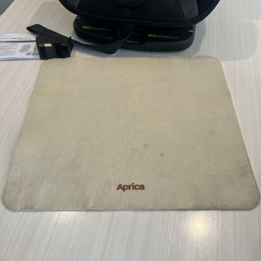 Aprica フォームフィットISOFIX360°セーフティー