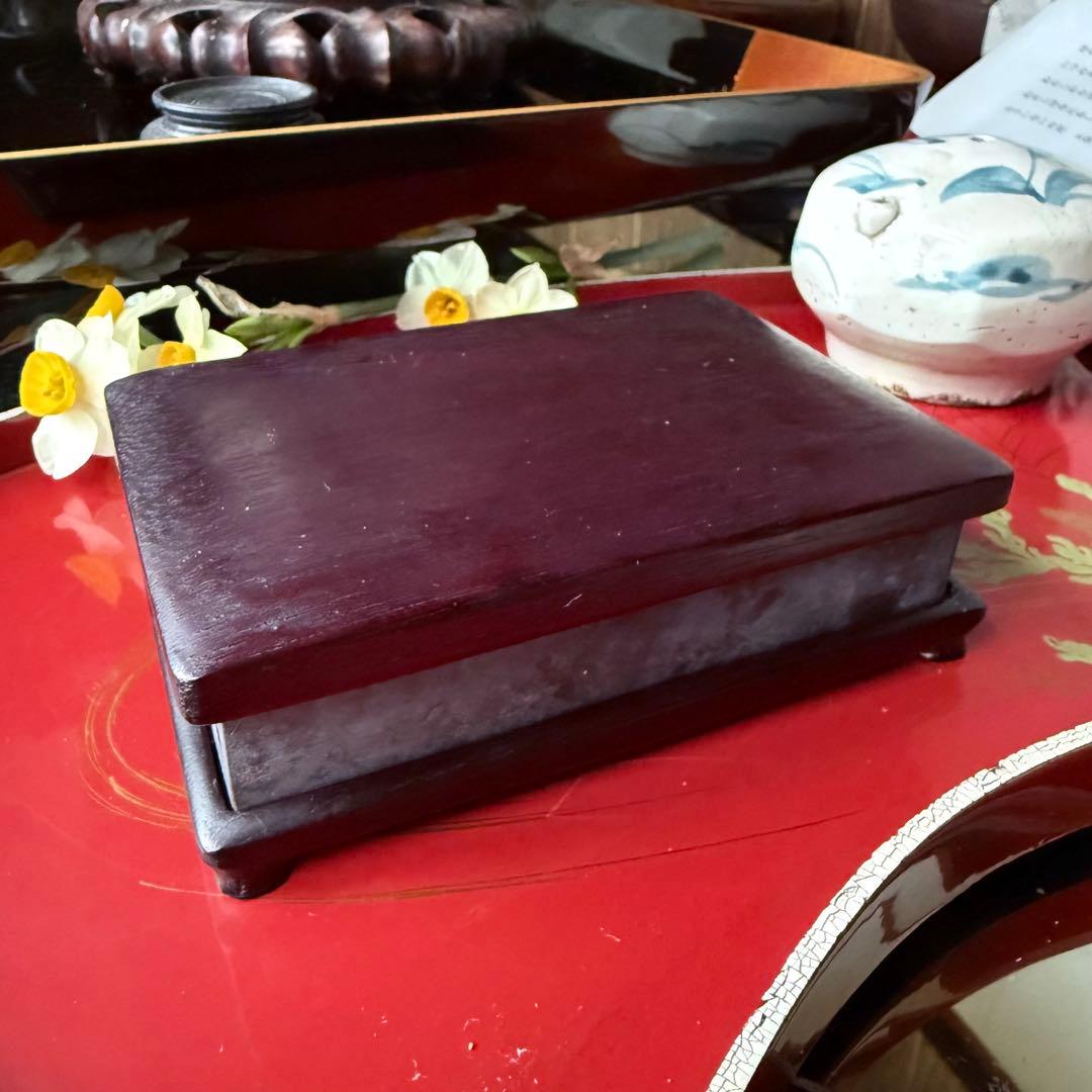 書ぞめに‼️新春期間限定‼️不世出の名品‼️旧家蔵出端渓硯『古松❌瀧　硯』」唐木箱1点