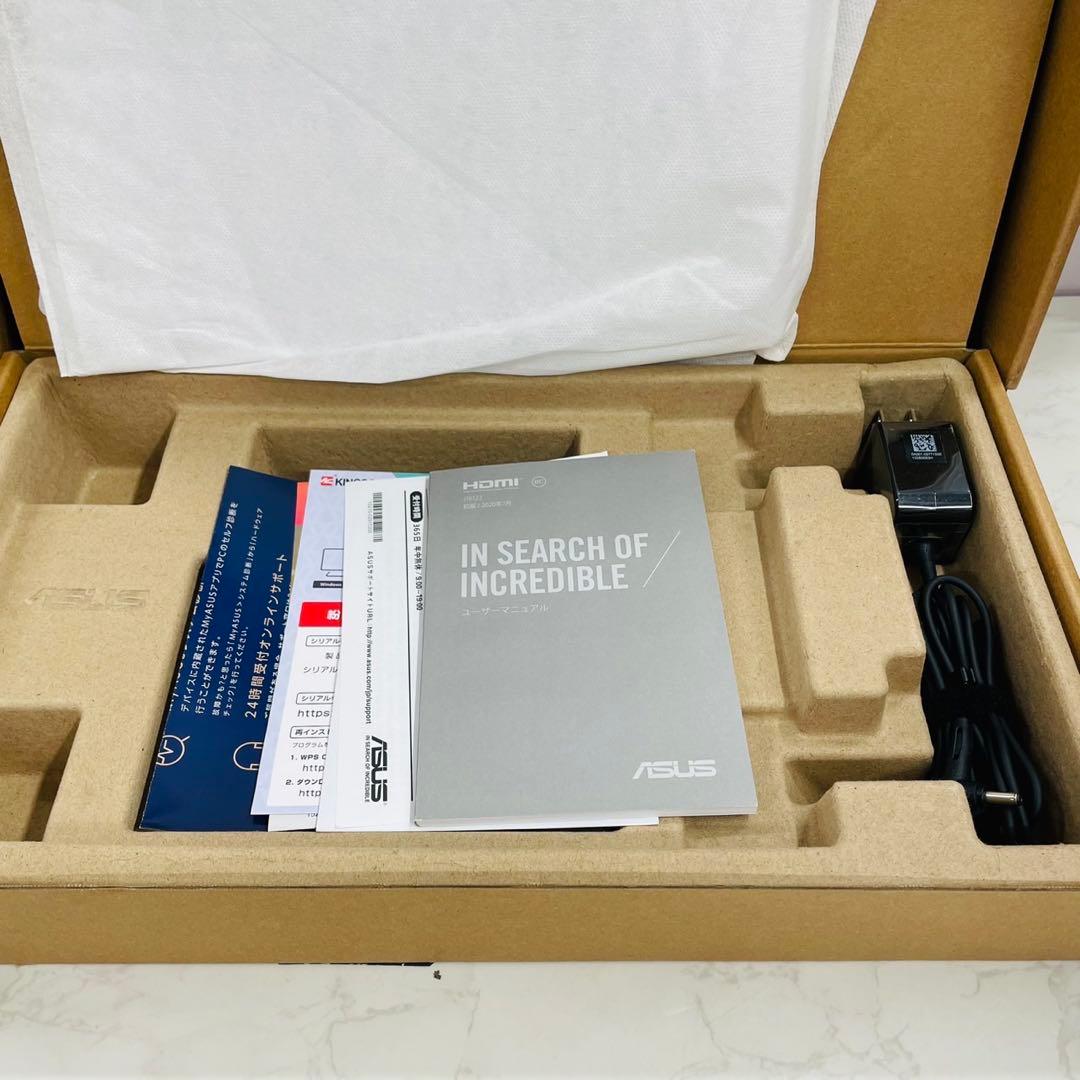 ASUS E210 Celeron N4020 4GB 64GB ノートPC