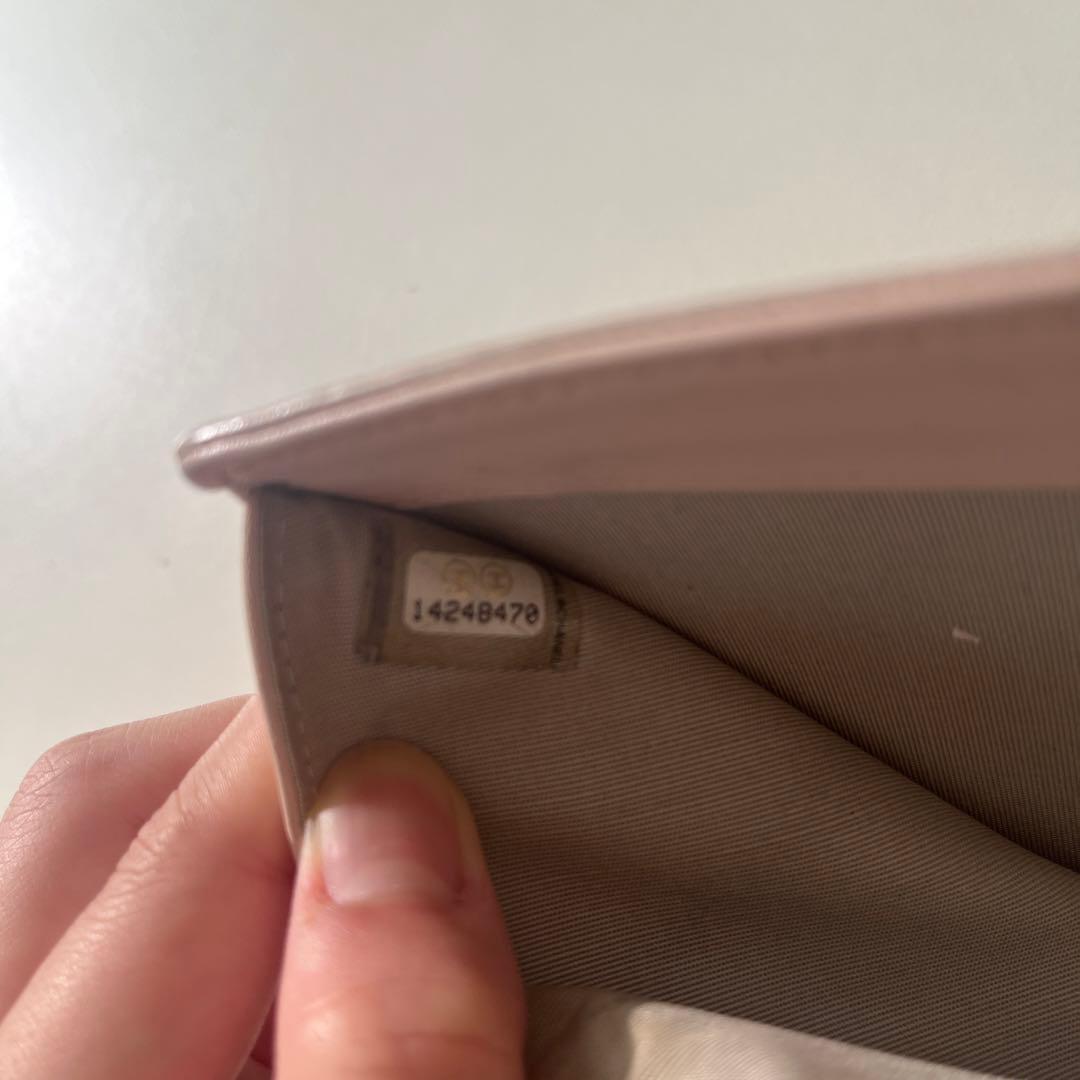 シャネル 財布 二つ折り ベビーピンク