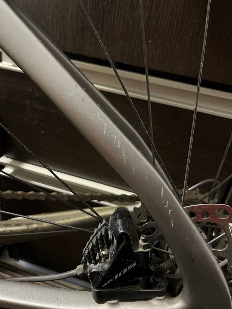 【必読】PINARELLO PARIS ロードバイク グレー　105