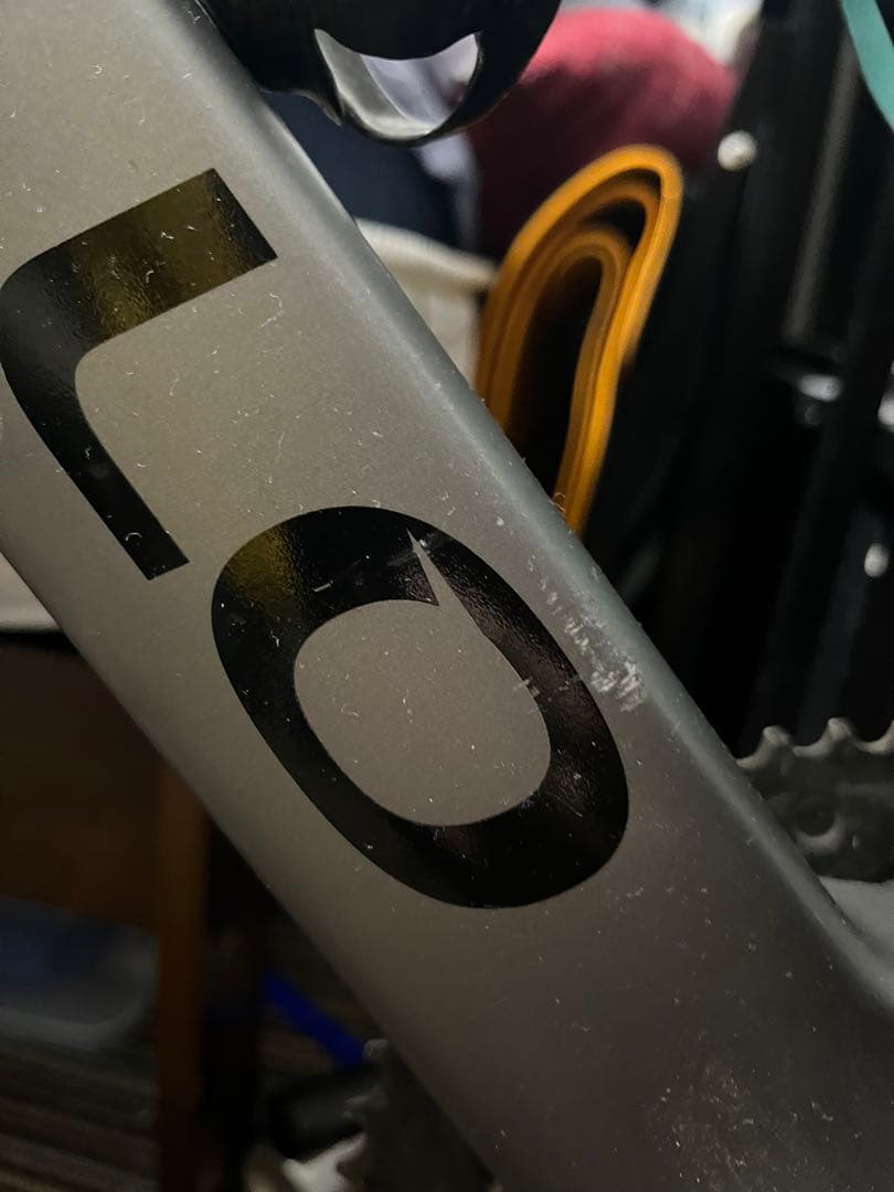 【必読】PINARELLO PARIS ロードバイク グレー　105