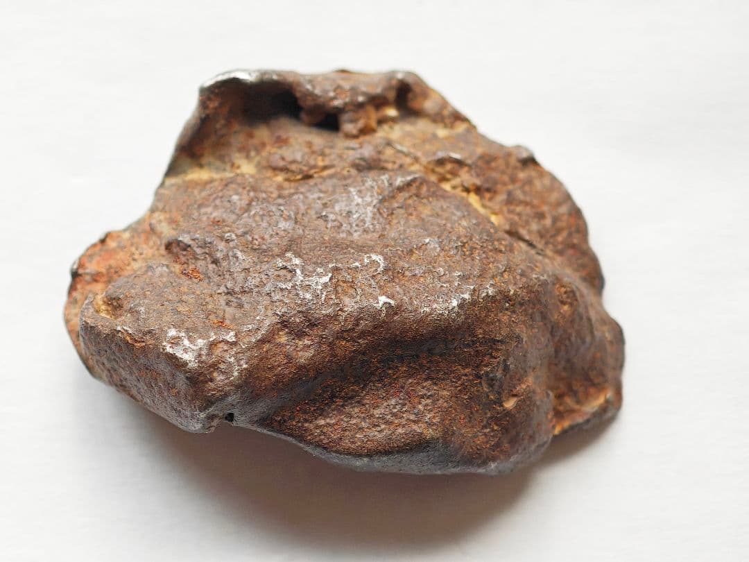 Gebel Kamil 隕石 45.0g 完全な標本