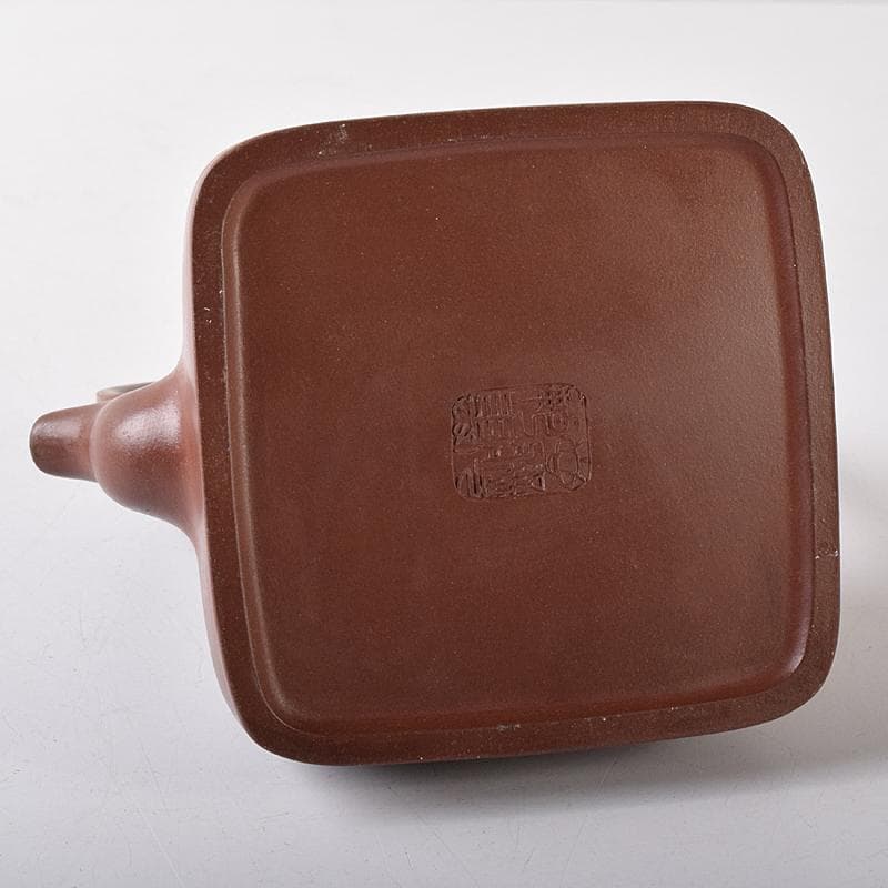 pretty　中国　紫砂朱泥　山水文　四方急須　茶壷　在銘　V　R8216