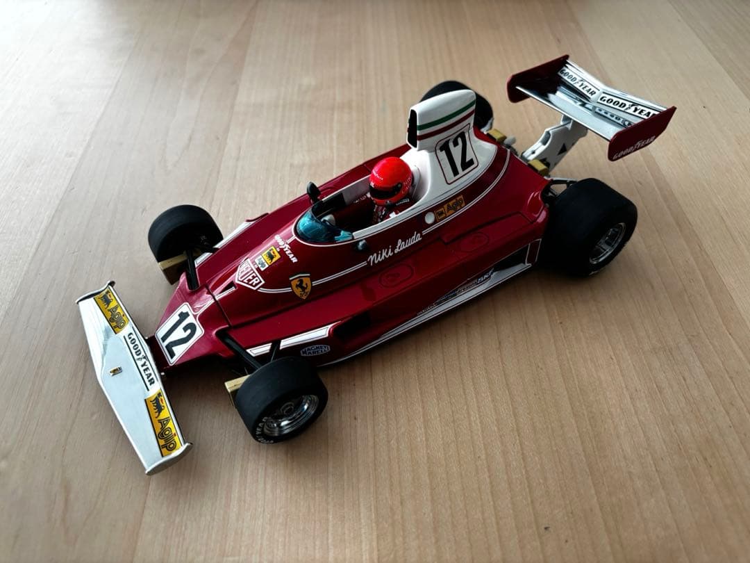 Ferrari 312 T 1975 1/18 ニキ・ラウダ